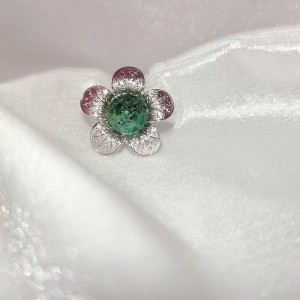 Flowerin - Fulgent ( Swarovski, Rhodiováno )