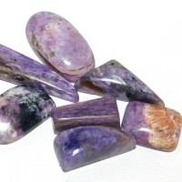 Čaroit ( Chaorit )